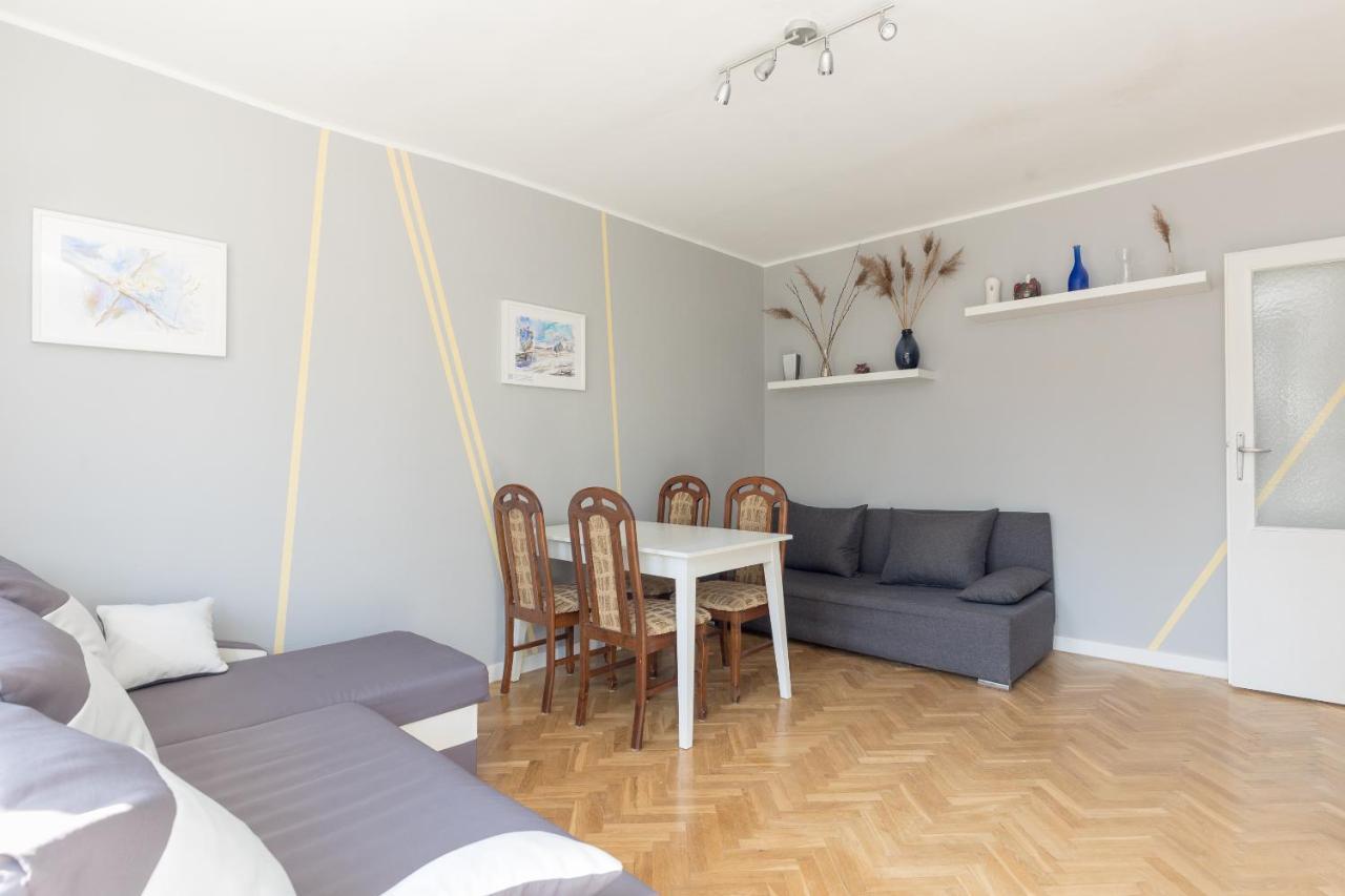 ורשה Krasinski Garden 2-Bedroom Apartament מראה חיצוני תמונה