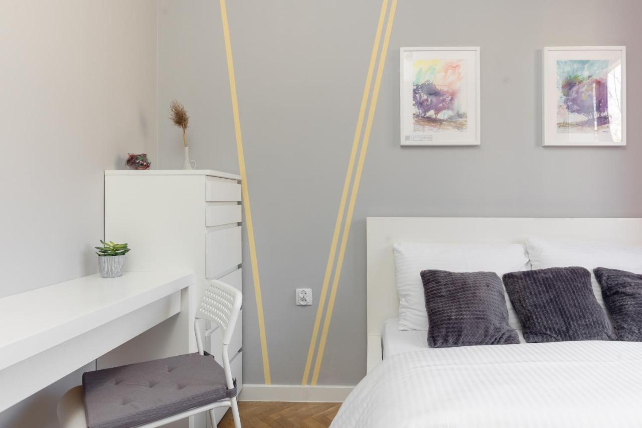 ורשה Krasinski Garden 2-Bedroom Apartament מראה חיצוני תמונה